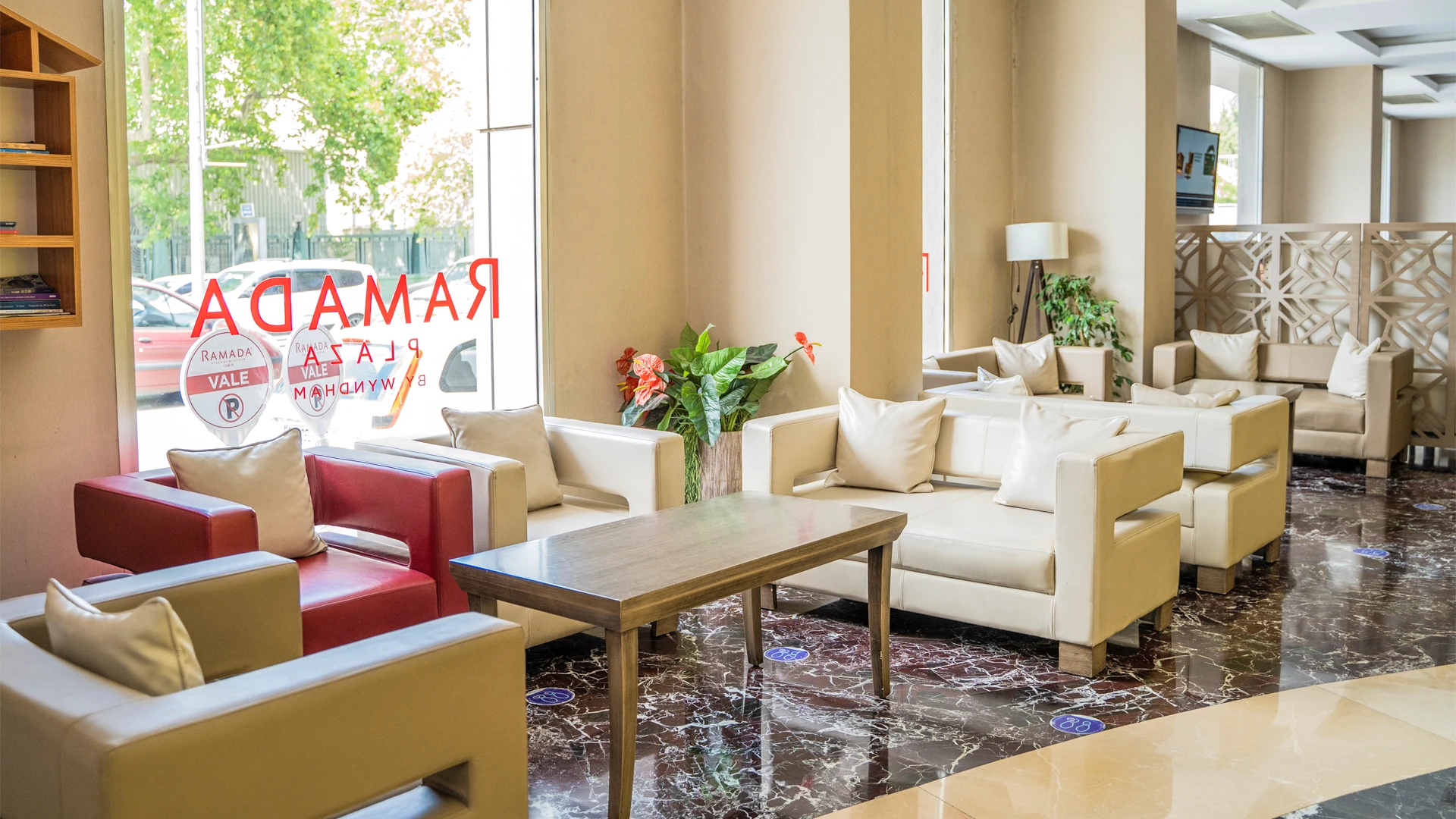 Ramada Plaza By Wyndham İzmir